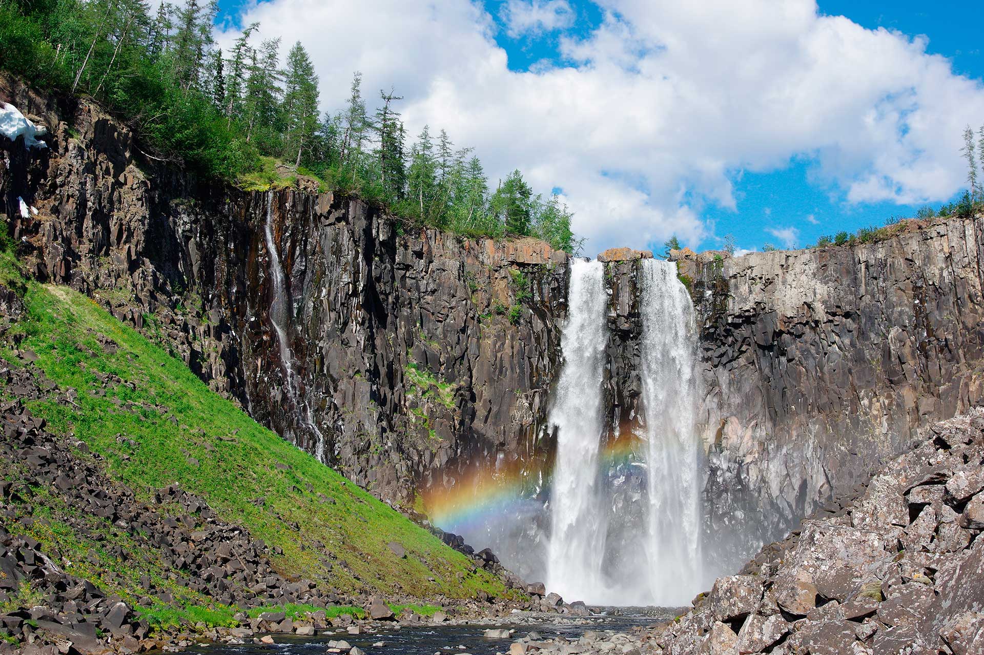  Водопад на плато Путорана
