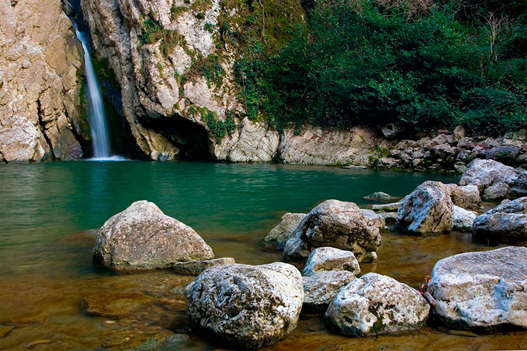 Национальные и природные парки России: Агурский водопад в Мацестинском участковом лесничестве