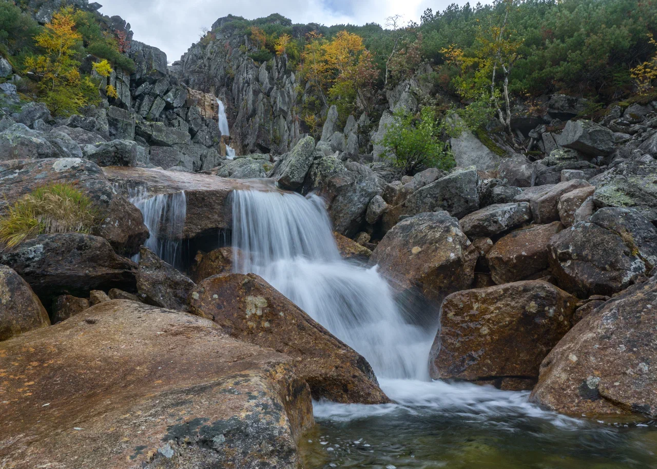  Водопад в Буреинском заповеднике.
