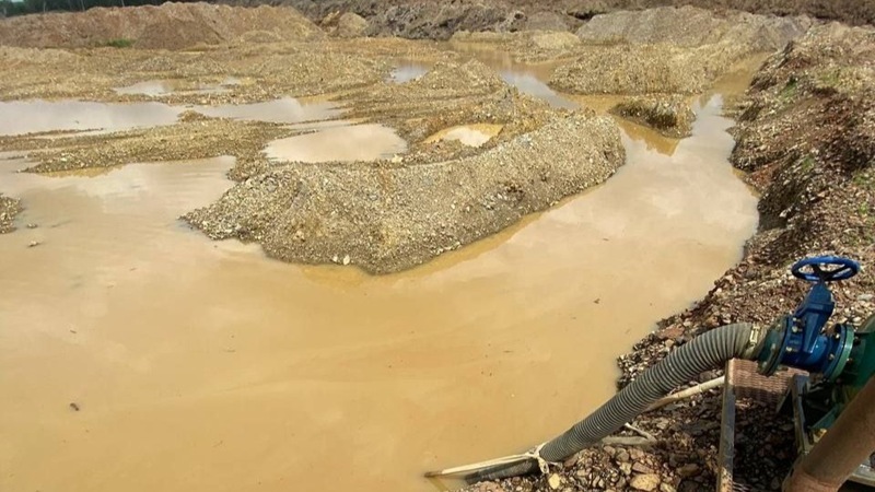  Ручей Болотистый в Хабаровском крае после золотодобычи