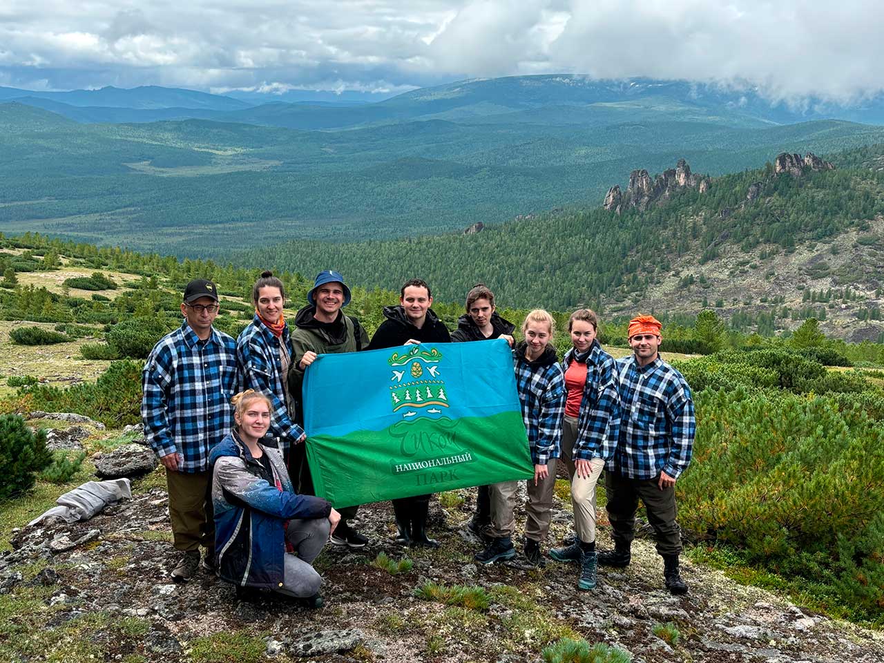  Волонтёры в нацпарке «Чикой»