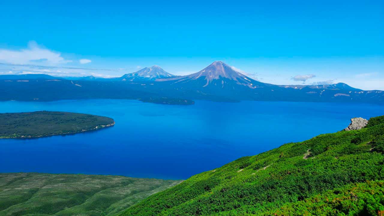  Курильское озеро в Кроноцком заповеднике