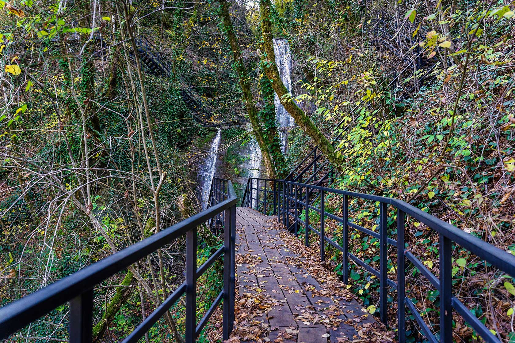  Национальные и природные парки России: Водопад Шапсуг Сочинского парка